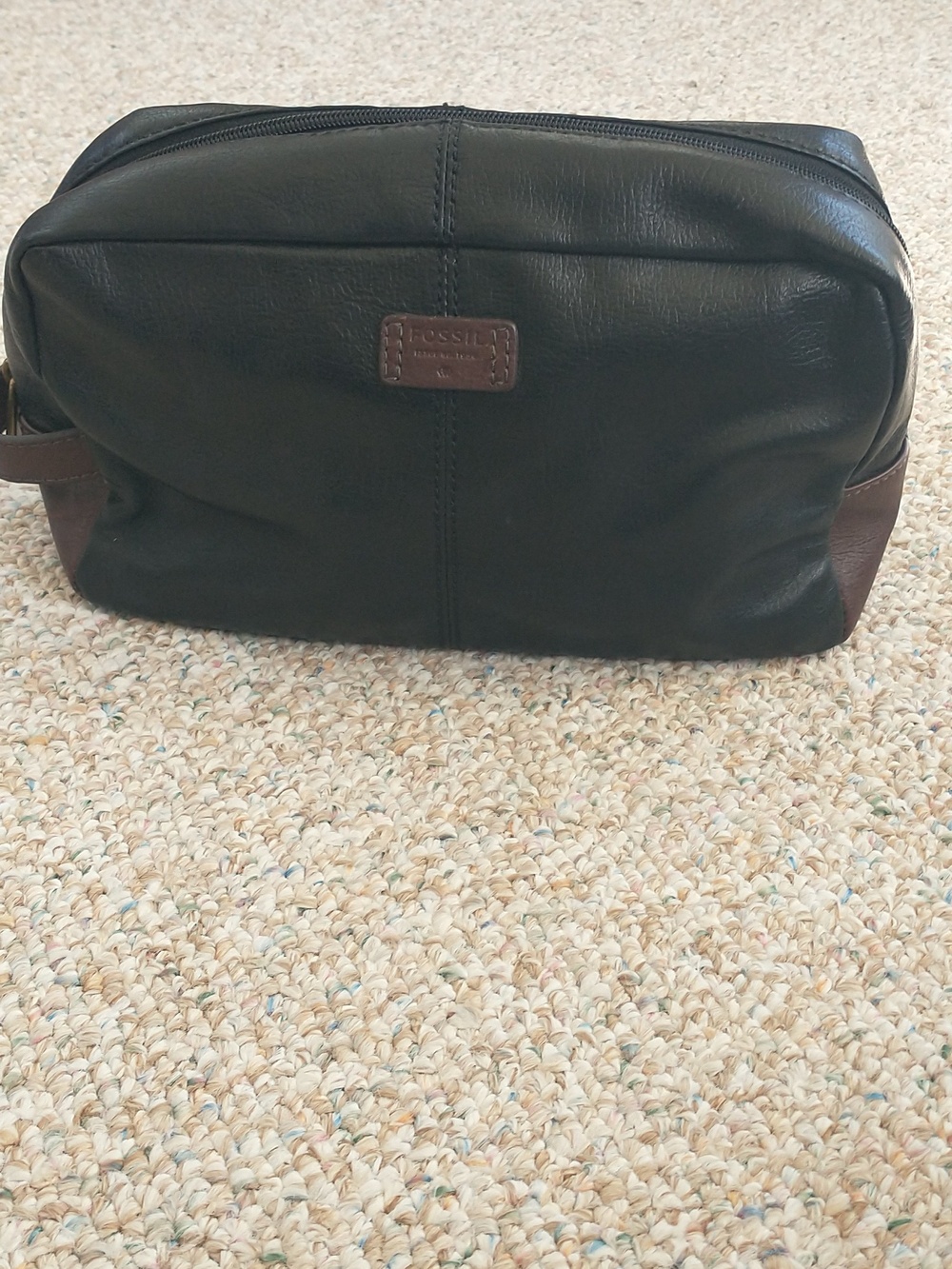 FOSSIL Leather Men’s Toiletry Travel Shaving Bag